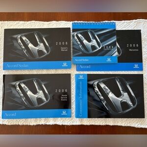 🚗 2006 Honda Accord Sedan Owners Manual Set, Like New Condition